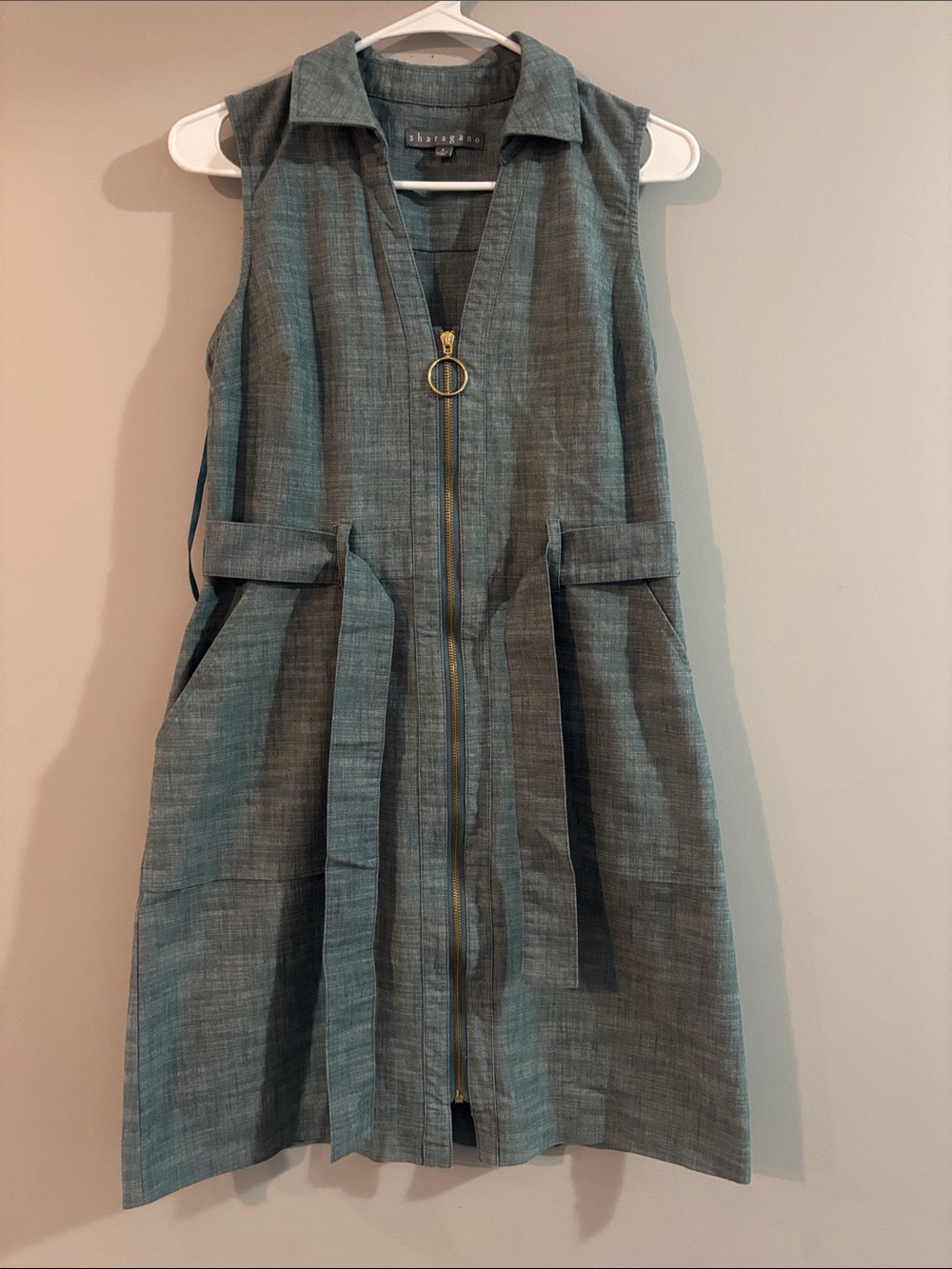 Sharagano Sleeveless Zip-Front Midi Dress in Slate Blue-Grey